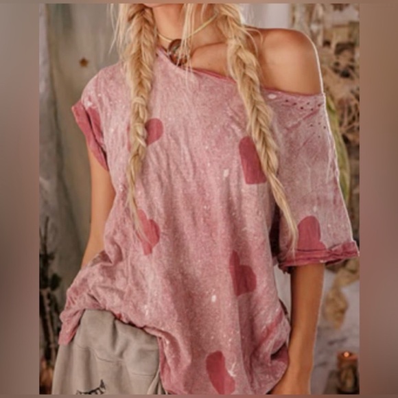 NWT Magnolia Pearl All For Love Boyfriend Tee // OSFM - Picture 4 of 5